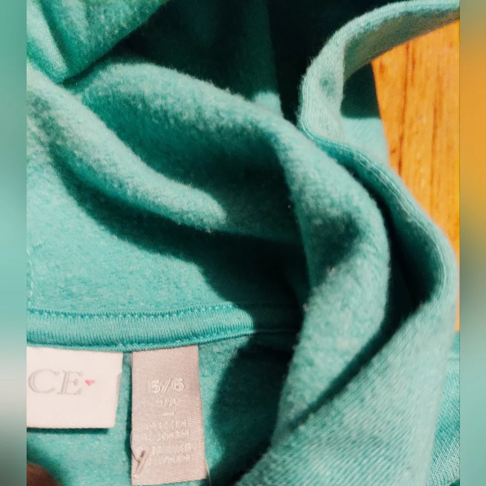 Children's Place Blue Girls Hoodie Size 5-6 Good Vibes Sweatshirt